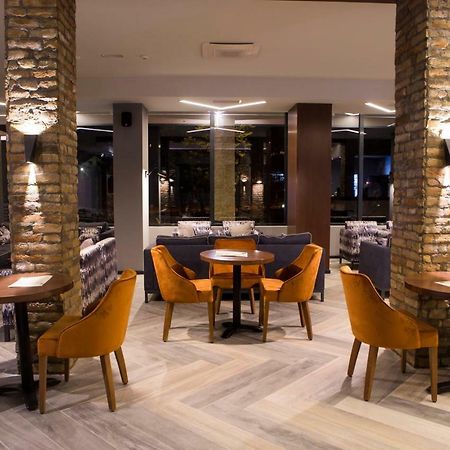A Hoteli - Hotel Slatina Vrnjačka Banja Exteriör bild