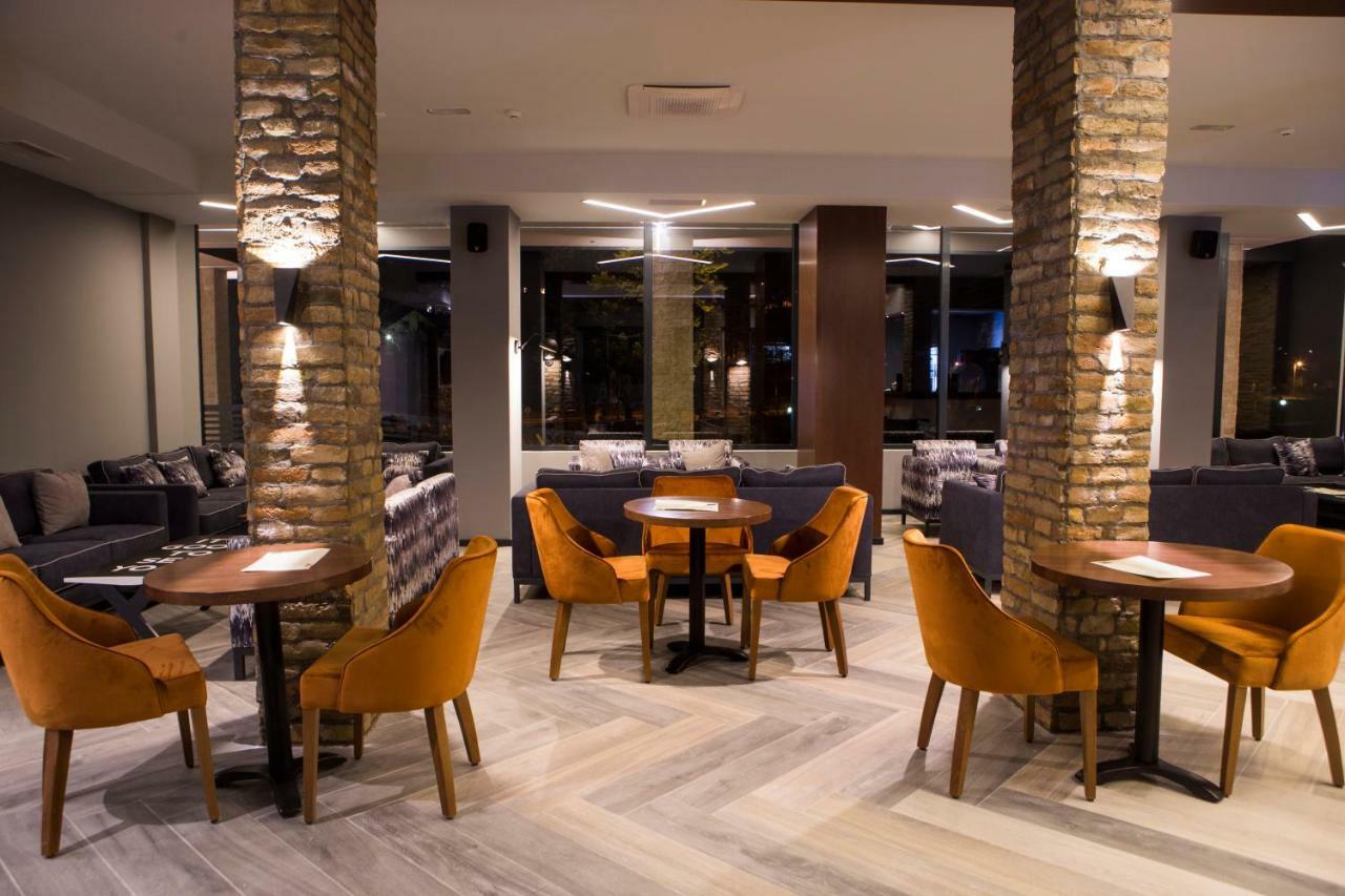 A Hoteli - Hotel Slatina Vrnjačka Banja Exteriör bild